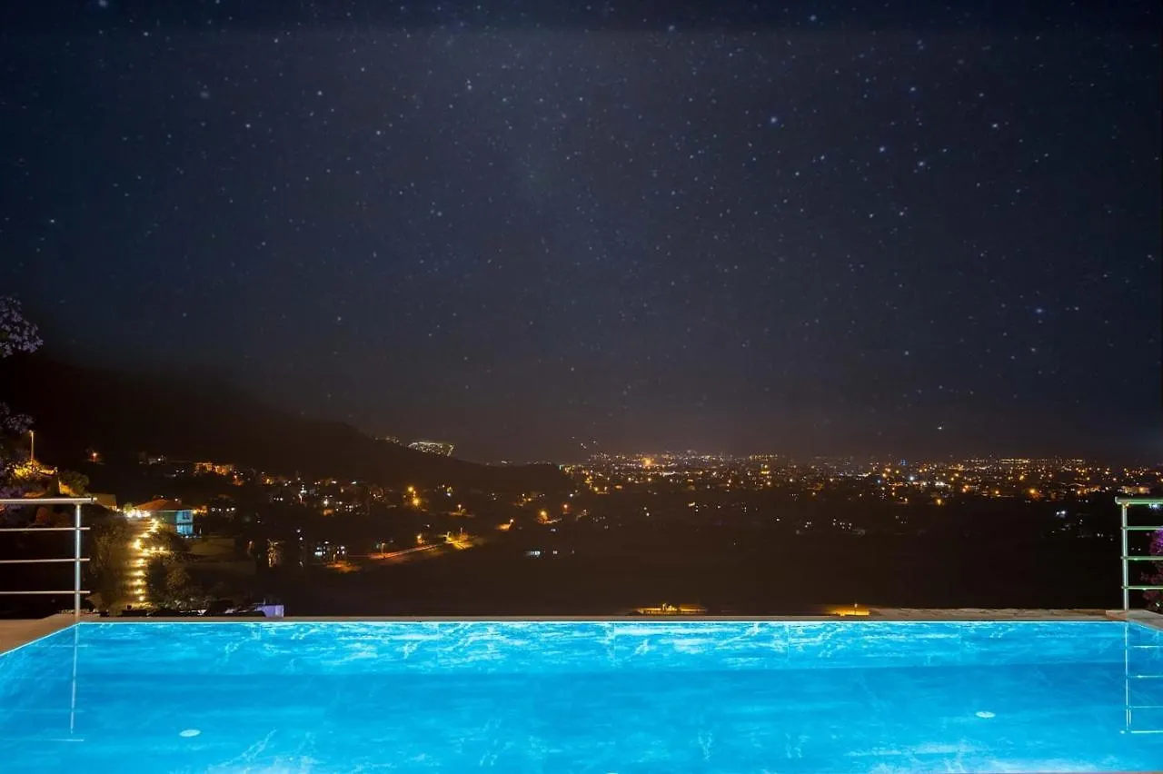 Sessiz,Sakin, Huzurlu Jakuzi Ve Saunali Deniz,Doga Manzarali Muestakil Villa 페티예