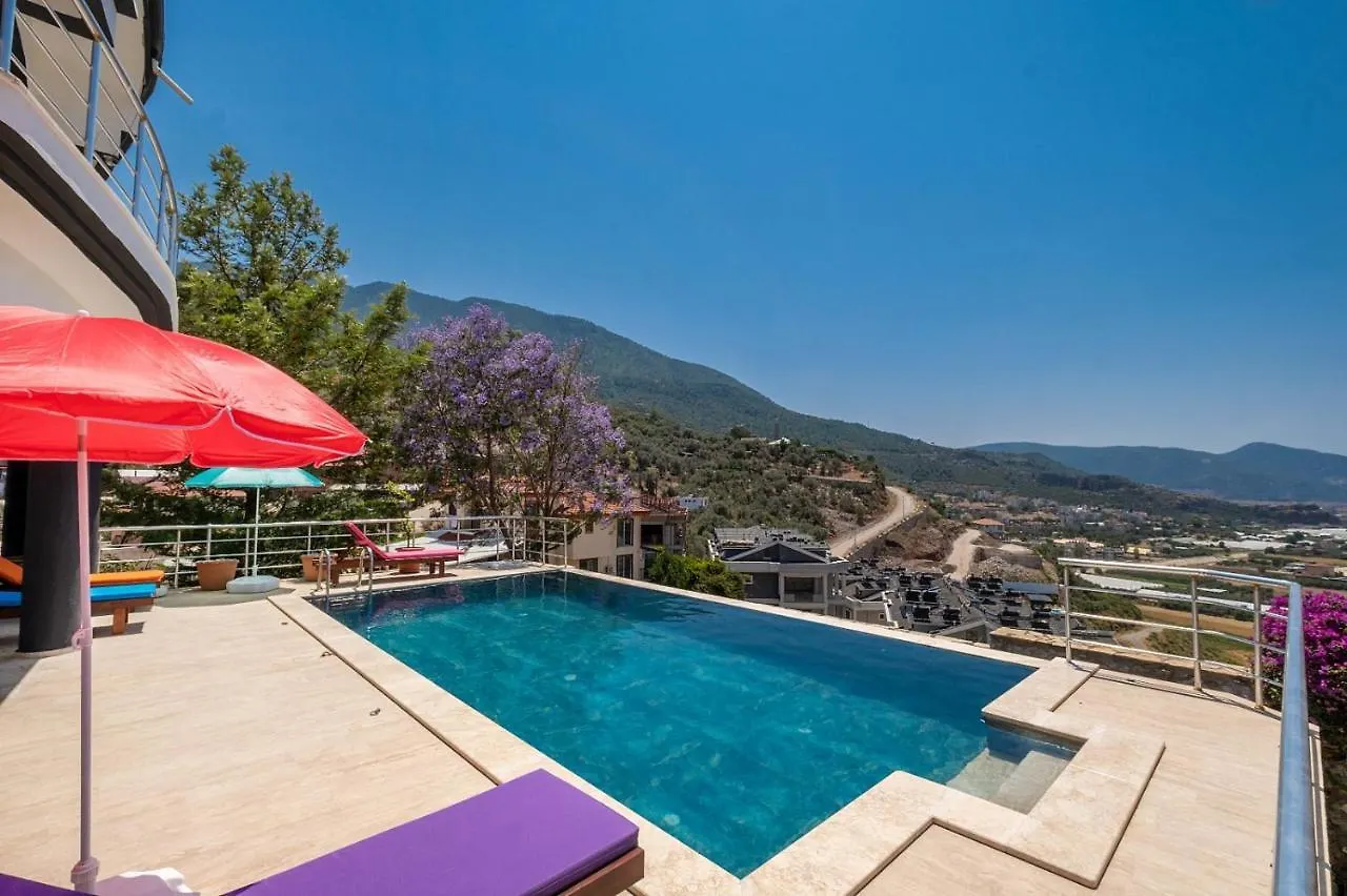 Sessiz,Sakin, Huzurlu Jakuzi Ve Saunali Deniz,Doga Manzarali Muestakil Villa Fethiye Turkey