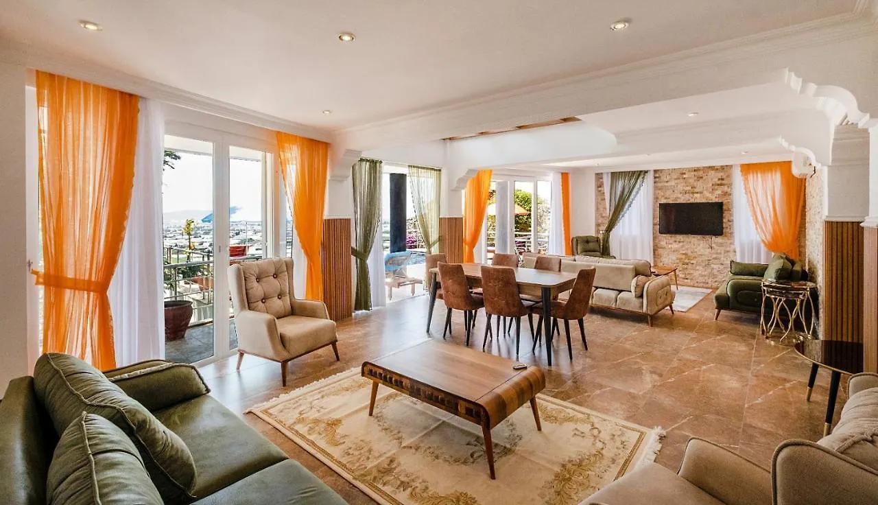 Sessiz,Sakin, Huzurlu Jakuzi Ve Saunali Deniz,Doga Manzarali Muestakil Villa Fethiye